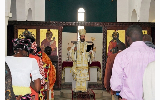 ΘΕΙΑ ΛΕΙΤΟΥΡΓΙΑ ΣΤΟΝ ΙΕΡΟ ΝΑΟ ΑΝΑΛΗΨΕΩΣ POINTE NOIRE