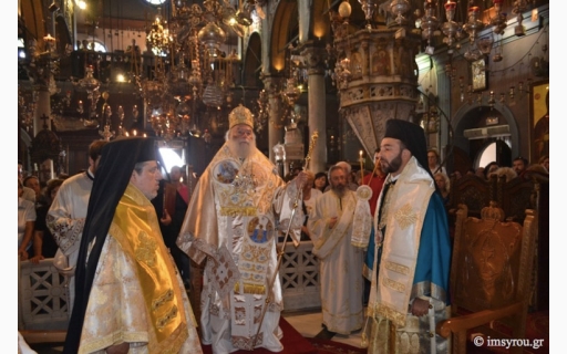 ΠΡΟΣΚΥΝΗΜΑΤΙΚΗ ΕΠΙΣΚΕΨΗ ΤΟΥ ΜΑΚ.ΠΑΠΑ ΚΑΙ ΠΑΤΡΙΑΡΧΟΥ ΑΛΕΞΑΝΔΡΕΙΑΣ ΣΤΟ ΙΕΡΟ ΝΗΣΙ ΤΗΣ ΤΗΝΟΥ