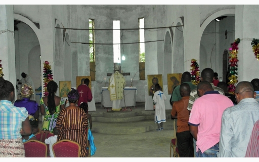ΕΥΧΑΡΙΣΤΙΑΚΗ ΣΥΝΑΞΗ ΣΤΟΝ Ι.ΝΑΟ ΑΓ.ΦΩΤΕΙΝΗΣ POINTE-NOIRE
