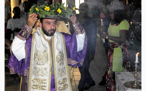 Η ΚΥΡΙΑΚΗ ΤΗΣ ΣΤΑΥΡΟΠΡΟΣΚΥΝΗΣΕΩΣ ΣΤΗΝ ΠΡΩΤΕΥΟΥΣΑ ΤΟΥ ΚΟΝΓΚΟ