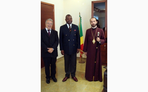 ΣΥΝΑΝΤΗΣΗ ΤΟΥ ΘΕΟΦΙΛ.ΕΠΙΣΚΟΠΟΥ ΜΠΡΑΖΑΒΙΛ ΚΑΙ ΓΚΑΜΠΟΝ ΜΕ ΤΟΝ ΥΠΟΥΡΓΟ ΠΑΙΔΕΙΑΣ ΤΗΣ ΔΗΜΟΚΡΑΤΙΑΣ ΤΟΥ ΚΟΝΓΚΟ