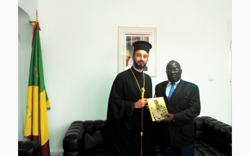 ΣΥΝΑΝΤΗΣΗ ΤΟΥ ΕΠΙΣΚΟΠΟΥ ΜΠΡΑΖΑΒΙΛ ΜΕ ΤΟΝ ΚΥΒΕΡΝΗΤΗ ΤΟΥ POINTE-NOIRE