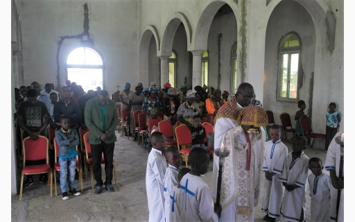 ΣΤΟΝ Ι.ΕΝΟΡΙΑΚΟ ΝΑΟ ΑΓ.ΦΩΤΕΙΝΗΣ POINTE-NOIRE