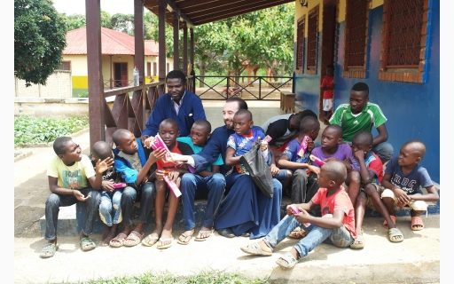 LE PAPA...LE PAPA...