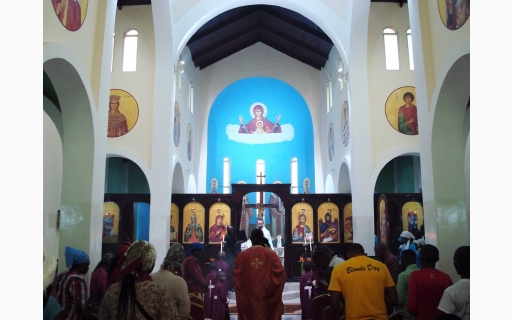 ΣΤΗΝ ΕΝΟΡΙΑ ΤΗΣ ΑΓ.ΦΩΤΕΙΝΗΣ POINTE-NOIRE