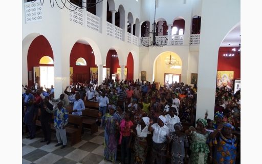 ΚΥΡΙΑΚΗ ΤΩΝ ΒΑΪΩΝ ΣΤΗ Ι.ΜΗΤΡΟΠΟΛΗ ΜΠΡΑΖΑΒΙΛ