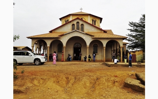 ΕΠΙΣΚΕΨΕΙΣ ΣΤΙΣ ΕΝΟΡΙΕΣ ΤΩΝ ΠΟΛΕΩΝ NKAYI ΚΑΙ ΝΤΟΛΙΖΙ