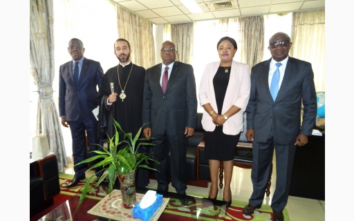 ΣΥΝΑΝΤΗΣΕΙΣ ΤΟΥ ΜΗΤΡΟΠΟΛΙΤΗ ΜΠΡΑΖΑΒΙΛ ΣΤΙΣ ΠΟΛΕΙΣ BRAZZAVILLE ΚΑΙ KINSHASA