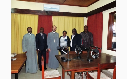 ΕΠΙΣΚΕΨΗ ΚΛΙΜΑΚΙΟΥ ΤΟΥ ΥΠΟΥΡΓΕΙΟ ΕΠΙΚΟΙΝΩΝΙΑΣ ΚΑΙ ΜΜΕ ΣΤΗΝ Ι.ΜΗΤΡΟΠΟΛΗ ΜΠΡΑΖΑΒΙΛ 