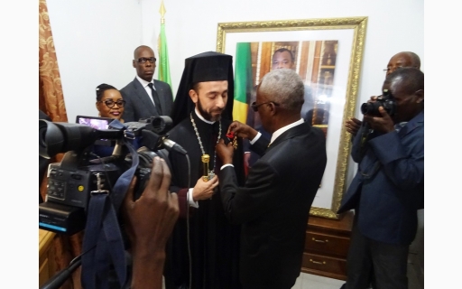 ΑΠΟΝΟΜΗ ΕΞΑΙΡΕΤΙΚΗΣ ΤΙΜΗΤΙΚΗΣ ΔΙΑΚΡΙΣΕΩΣ ΣΤΟΝ ΜΗΤΡΟΠΟΛΙΤΗ ΜΠΡΑΖΑΒΙΛ