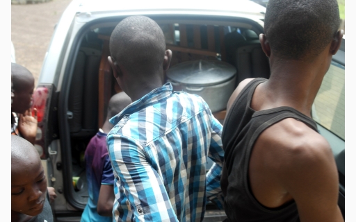 ΓΙΑ ΤΑ ΠΑΙΔΙΑ ΤΟΥ DOLISIE...