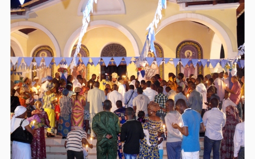 ΤΟ ΑΓΙΟ ΠΑΣΧΑ ΣΤΗΝ ΠΡΩΤΕΥΟΥΣΑ ΤΟΥ ΚΟΝΓΚΟ