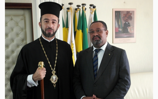 Ο ΘΕΟΦΙΛ.ΕΠΙΣΚΟΠΟΣ ΜΠΡΑΖΑΒΙΛ ΣΤΗΝ ΓΚΑΜΠΟΝ