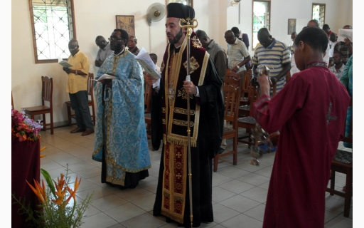 Η ΑΚΟΛΟΥΘΙΑ ΤΗΣ Γ΄ ΣΤΑΣΕΩΣ ΤΟΥ ΑΚΑΘΙΣΤΟΥ ΥΜΝΟΥ ΣΤΟ POINTE NOIRE